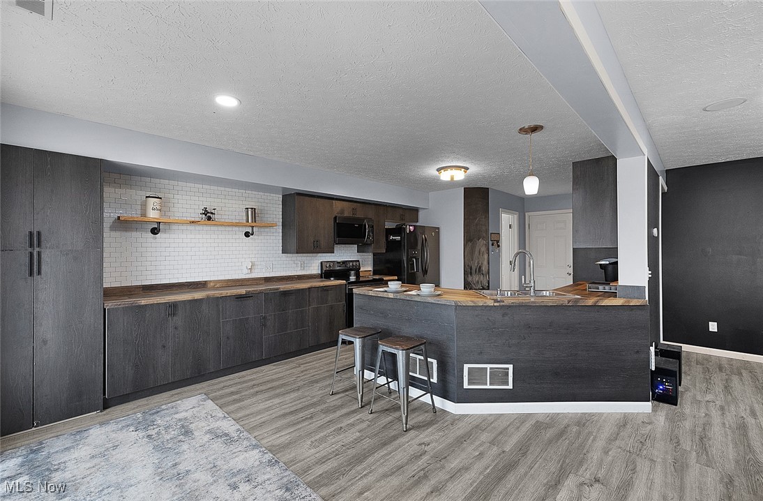 4007 Montgomery Drive