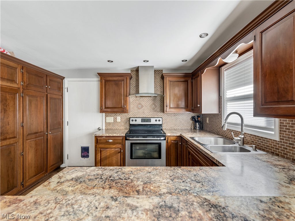 Knob Hill - Residential