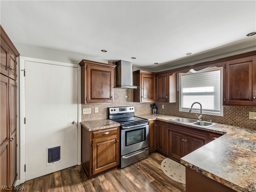 Knob Hill - Residential