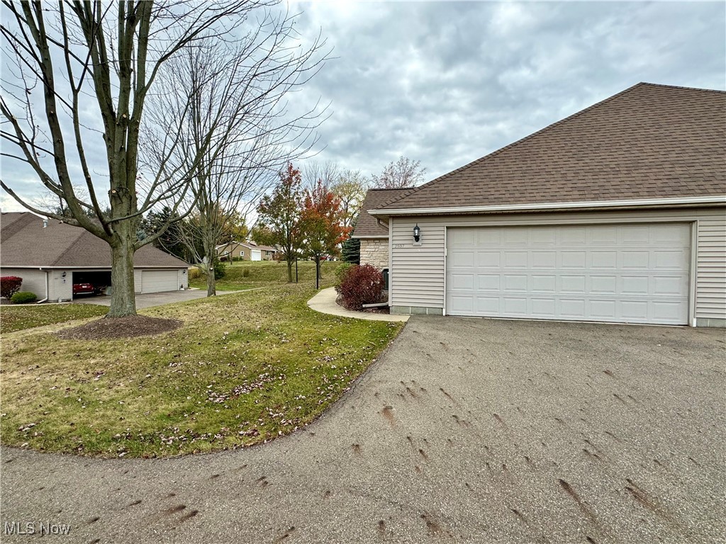 2597 Barnstone Avenue, Canton, Ohio image 32