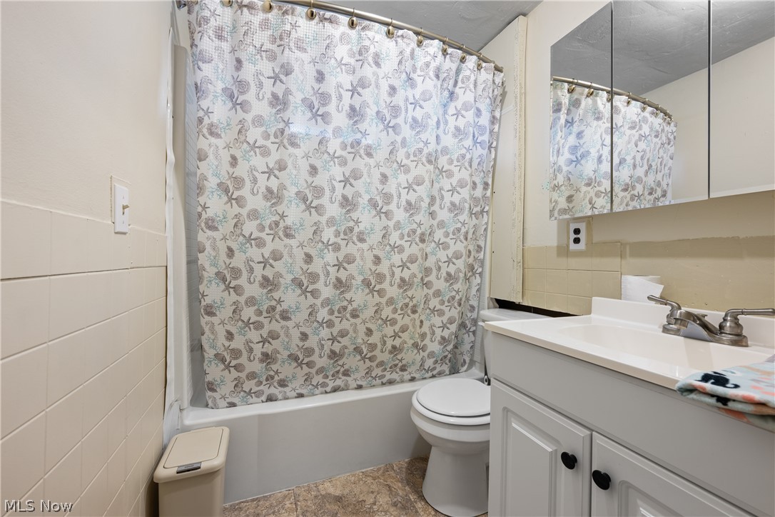 Akron Little Farms - Residential