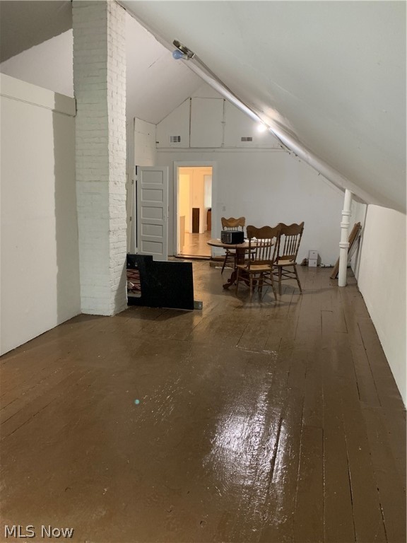 Stone Hickox Hosmer Bates & Sm - Residential Income