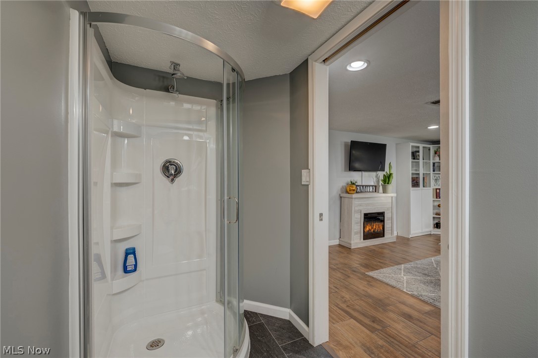 Hlld Acres - Residential