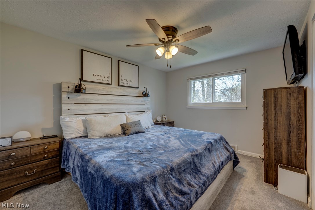 Hlld Acres - Residential