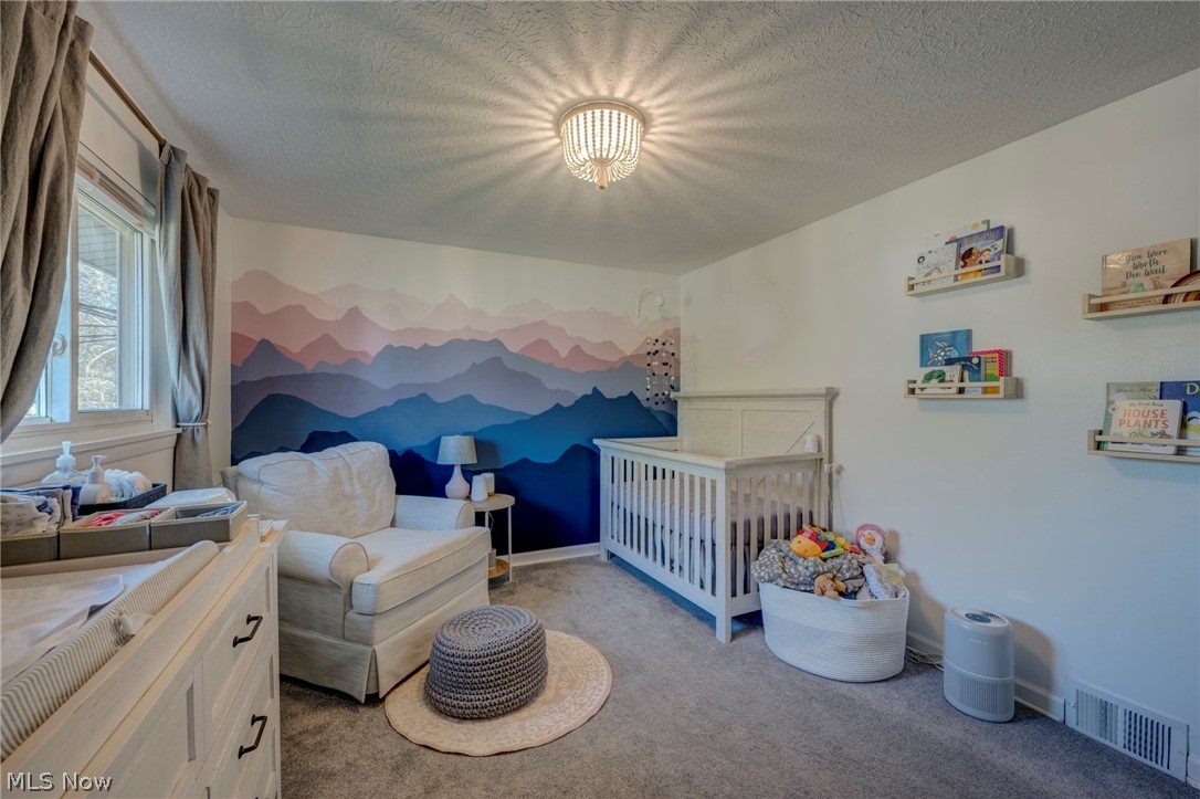 Hlld Acres - Residential