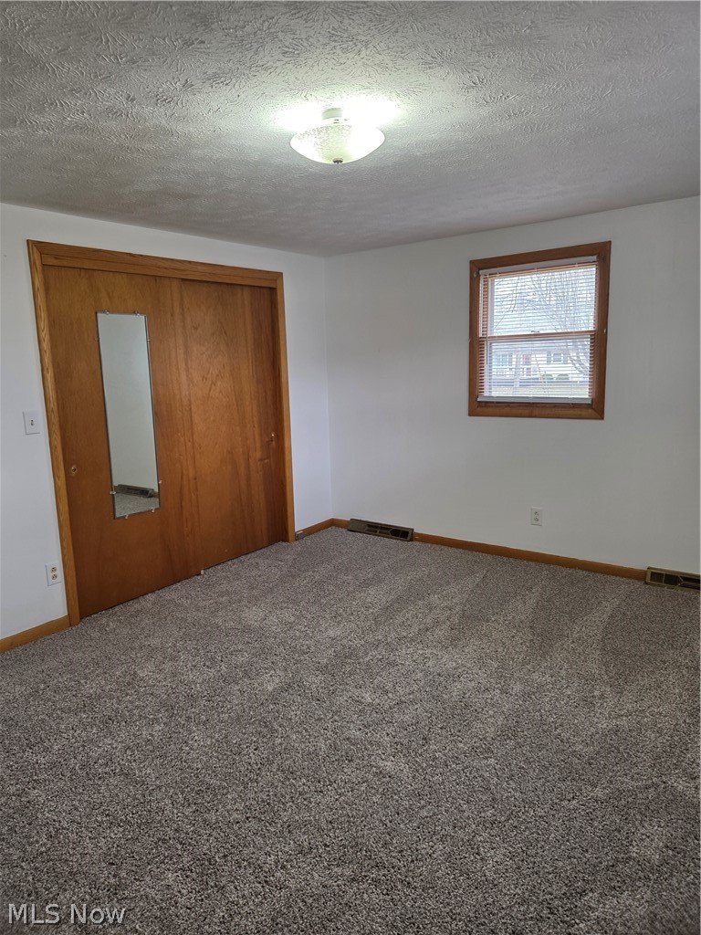 Village/New Middletown - Residential