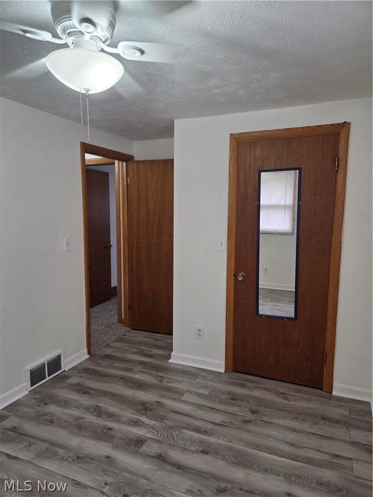 Village/New Middletown - Residential