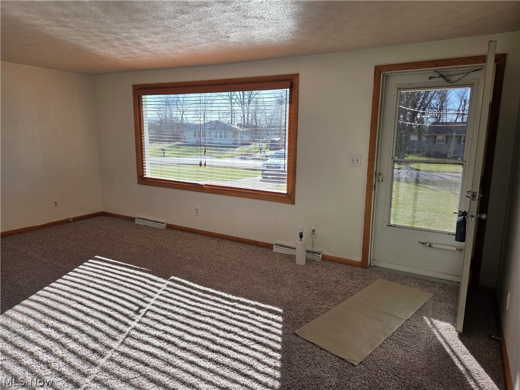 Village/New Middletown - Residential