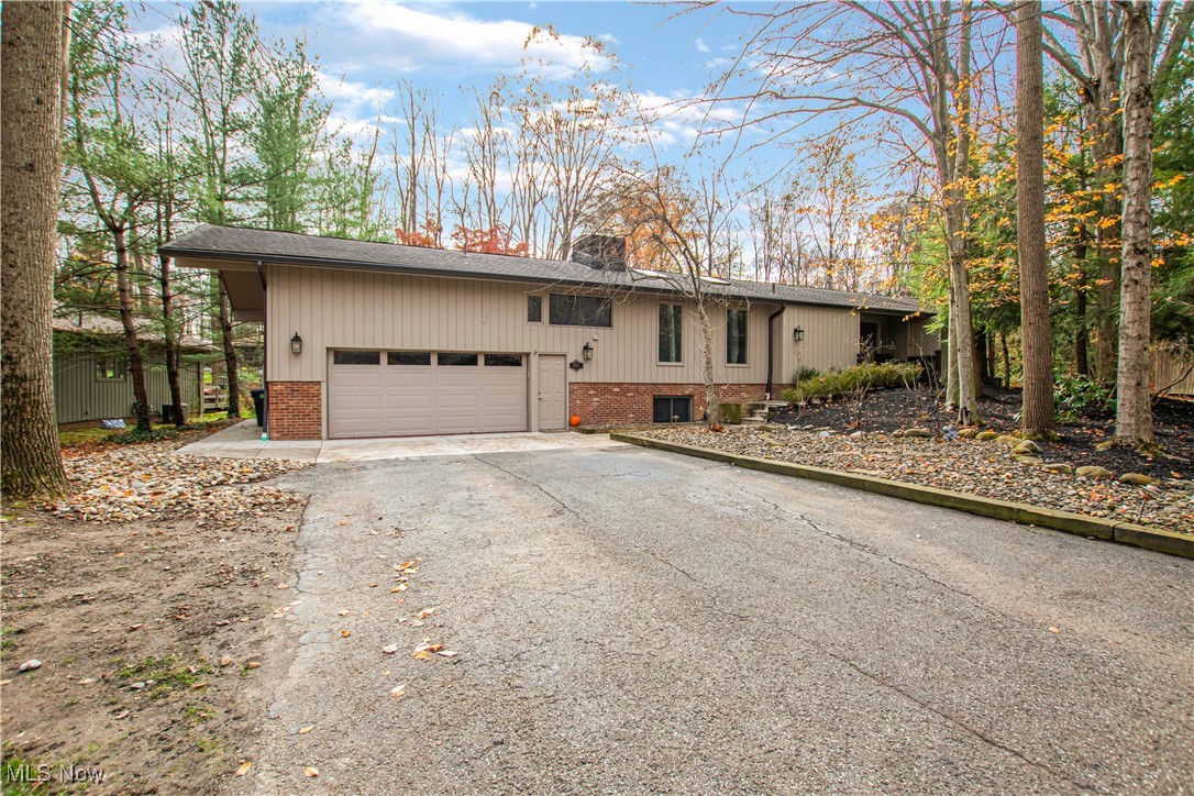 711 Cross Creek Oval