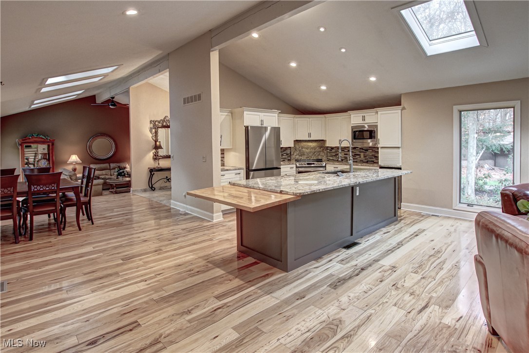 711 Cross Creek Oval