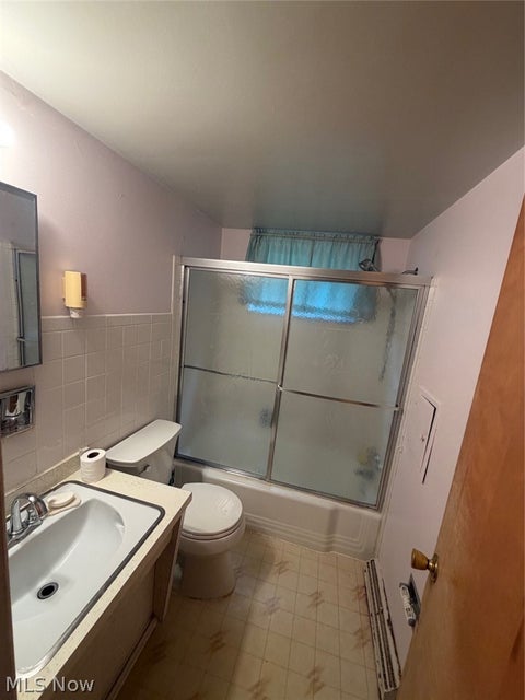 Tiny photo for 2424 Cooledge Avenue, Akron, OH 44305 (MLS # 5240744)