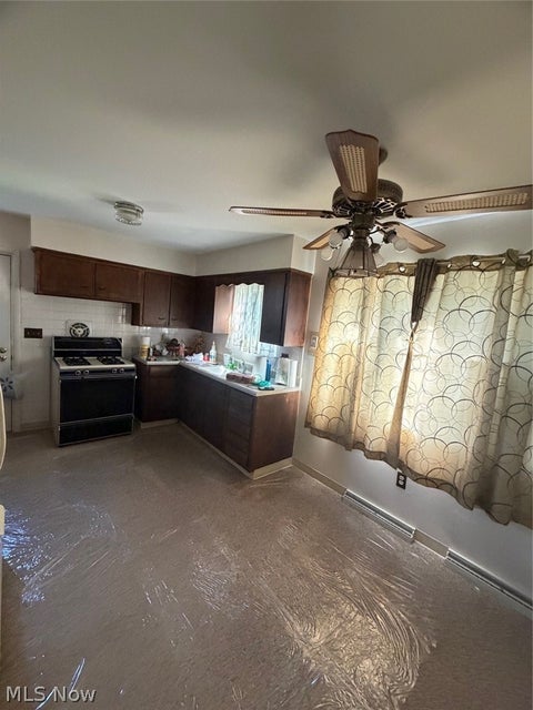 Tiny photo for 2424 Cooledge Avenue, Akron, OH 44305 (MLS # 5240744)