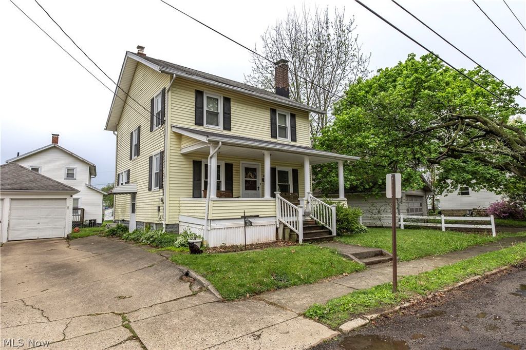 Photo of 418 9th Street NE, Massillon, OH 44646 (MLS # 5205821)