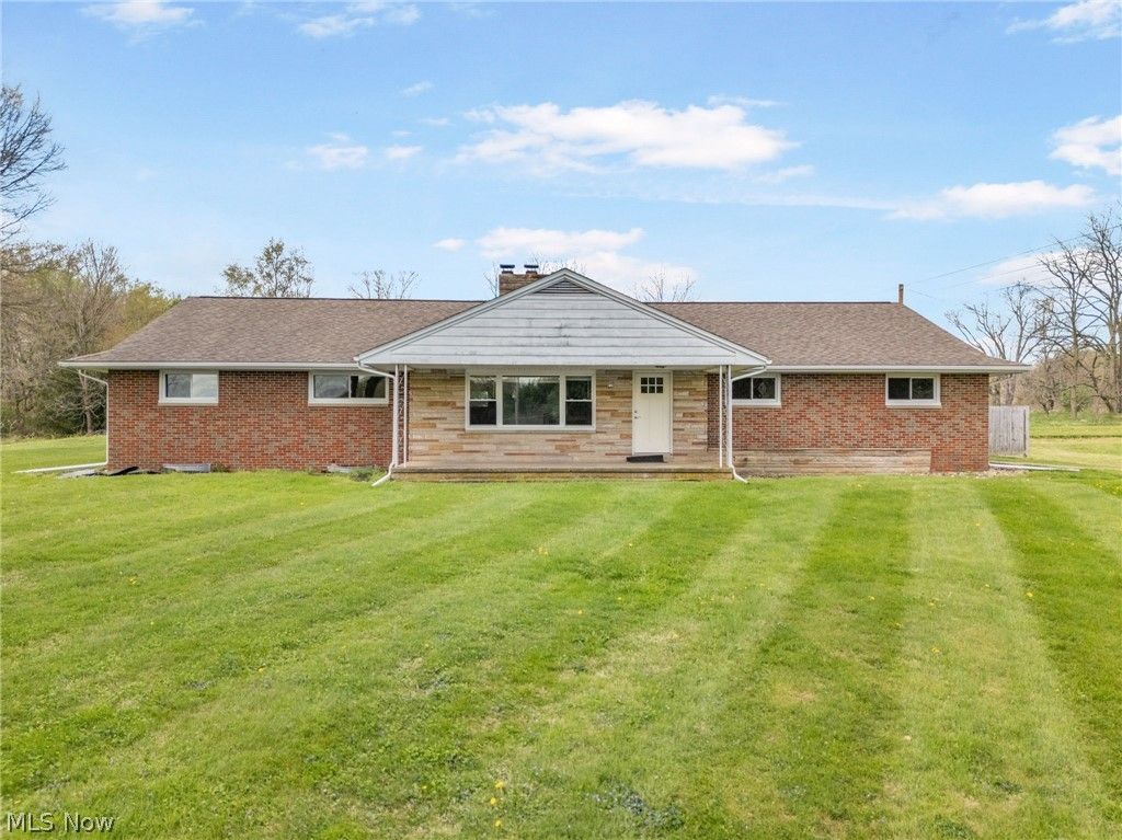 Photo of 14177 Millersburg Road SW, Navarre, OH 44662 (MLS # 5202768)