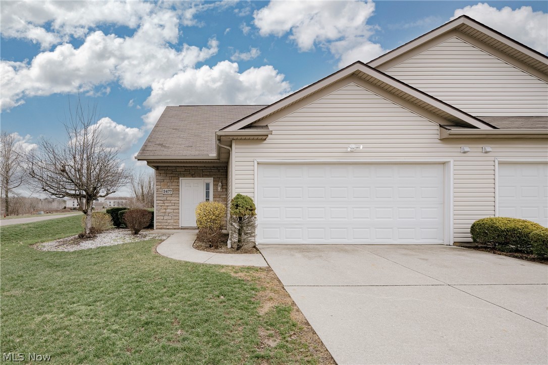 Waterford Pointe/Pleasant Lake - Residential