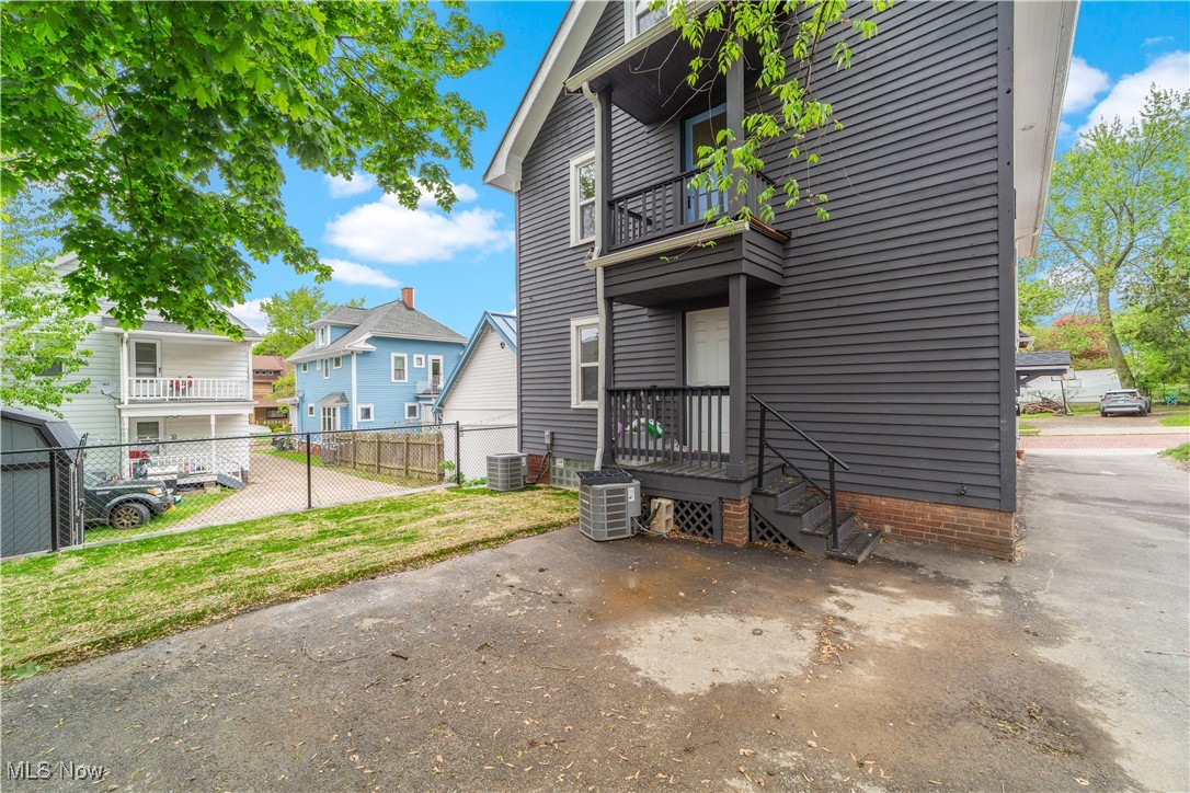 Cleveland, Ohio 44109, United States, 2 Bedrooms Bedrooms, ,1 BathroomBathrooms,Residential,Active,134345