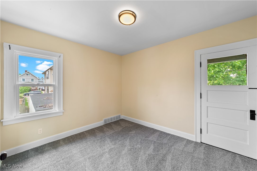 Cleveland, Ohio 44109, United States, 2 Bedrooms Bedrooms, ,1 BathroomBathrooms,Residential,Active,134345