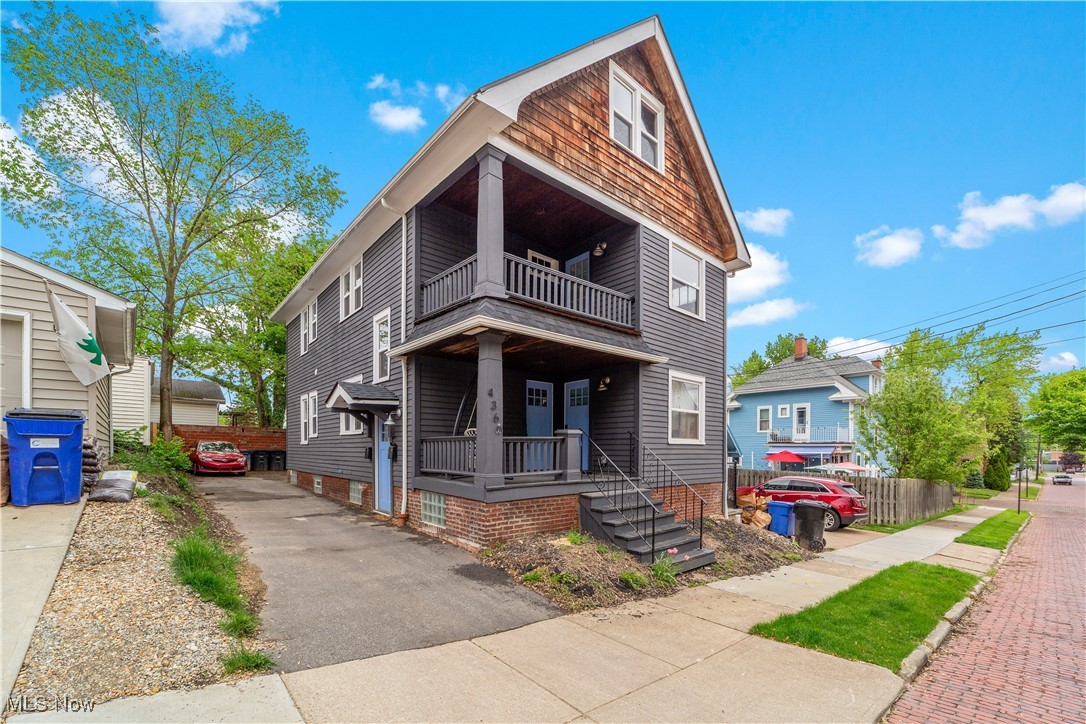 Cleveland, Ohio 44109, United States, 2 Bedrooms Bedrooms, ,1 BathroomBathrooms,Residential,Active,134345