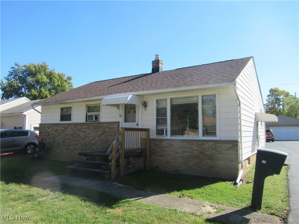 Photo of 82 Best Street, Bedford, OH 44146 (MLS # 5164263)
