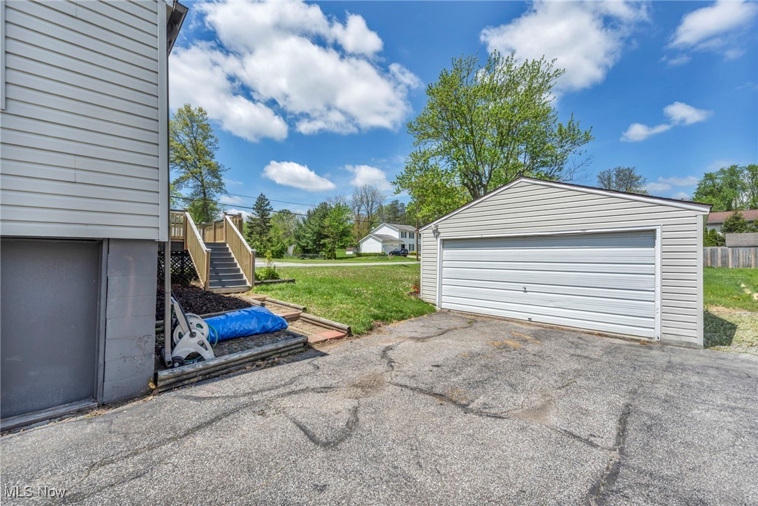 2669 Graham Road, Stow, Ohio image 6