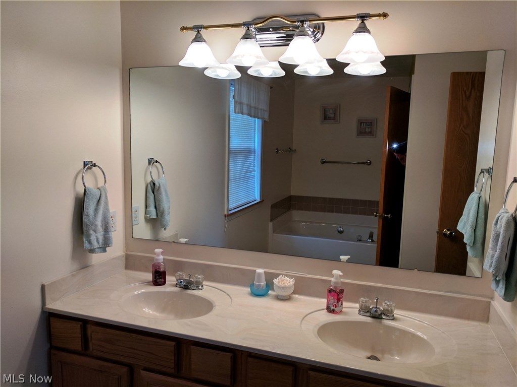 Hoover Estates 01 - Residential