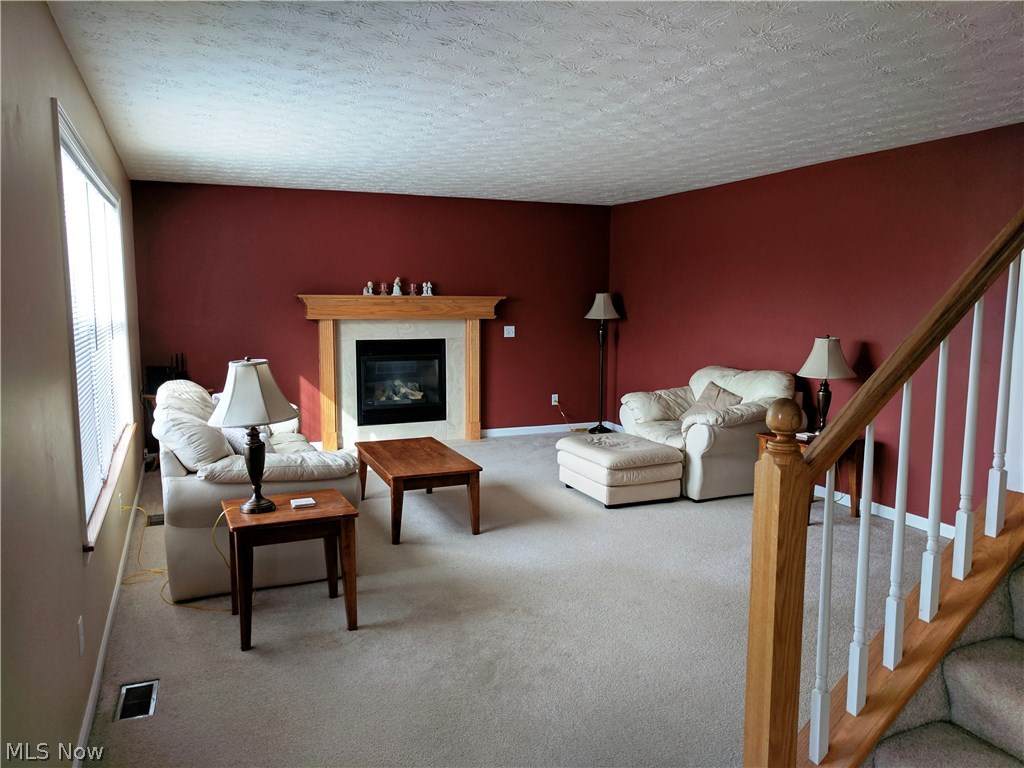 Hoover Estates 01 - Residential