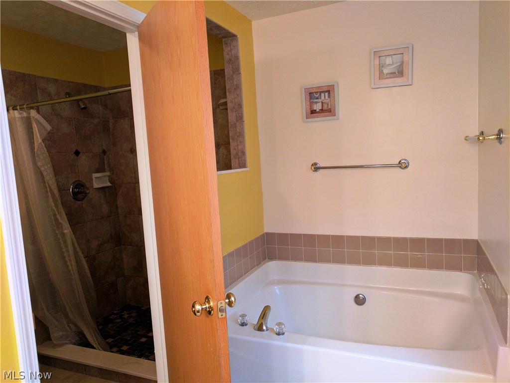 Hoover Estates 01 - Residential