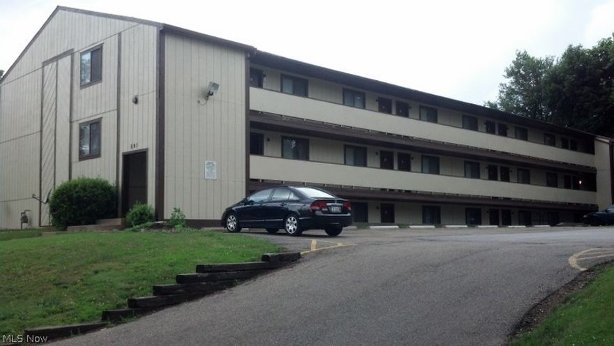 HALF OFF DEPOSIT WITH A FEBRUARY MOVE IN.  Move in ready!! Clean, fresh paint and clean carpet!! This spacious one bedroom has lots of closet space, AC wall unit, and onsite coin laundry! Off street parking! Convenient location to City Hospital,  Route 8 and to the University of Akron...call today for your showing! We do a background check for evictions and criminal history, and we do a credit check,  must be able to show qualifying income of at least 2.5 times the rent. The deposit is the same as one months rent. Sorry no pets allowed. There is a $25 application fee per person 18 and older.  Tenant pays electric.
Move in must be on or before the last day in February to receive the deposit special.