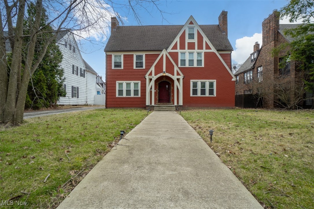 THIS could be THE PLACE!
Spacious & Updated 10-Bedroom Duplex – Fully Occupied! 5 minute walk to Shaker Square.
Don't miss this incredible investment opportunity! This updated duplex features 10 bedrooms and 4 full bathrooms, fully occupied with month-to-month tenants.
Each unit boasts a spacious kitchen with updated cabinets, granite countertops, and tile flooring. The first floor includes a living room, dining room, kitchen, ample storage closets, and both front and back entrances.
On the second floor, you'll find three generously sized bedrooms and a full bathroom. The left unit includes a stackable washer and dryer on this level. The third floor adds two more bedrooms and another full bathroom.
The right unit has exclusive access to the basement laundry area, where its washer and dryer are located.
Whether you're looking for owner-occupancy, long-term rentals, or mid-term rental opportunities, this property is a fantastic investment.
Showings available on weekends with limited time slots – 48-hour notice required. Schedule your viewing today!
