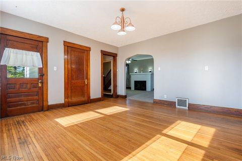 Tiny photo for 10725 Lisbon Street, Louisville, OH 44641 (MLS # 5210469)