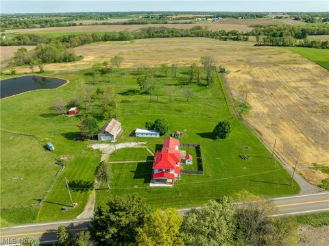 Tiny photo for 10725 Lisbon Street, Louisville, OH 44641 (MLS # 5210469)