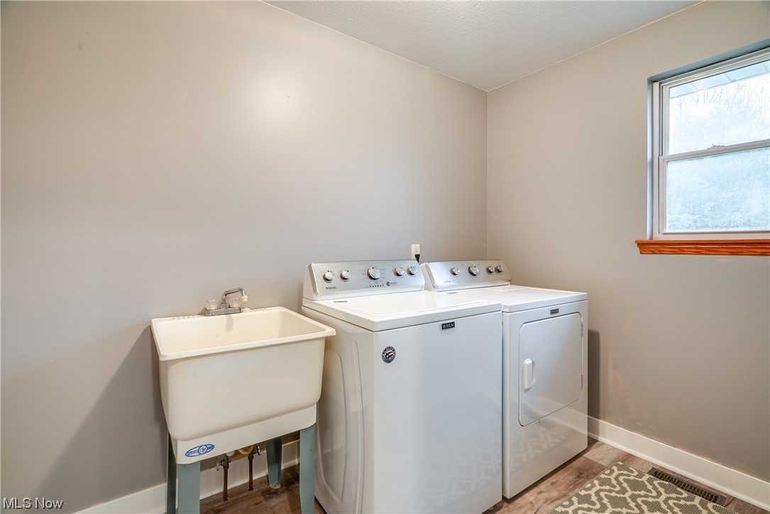 Hawks Nest - Residential