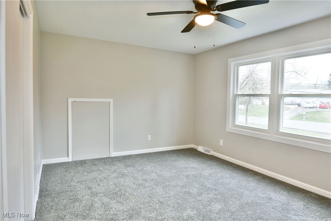 2474 Johnnycake Road, Warren, Ohio image 32