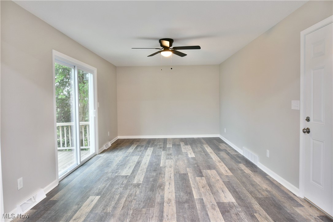 2474 Johnnycake Road, Warren, Ohio image 17
