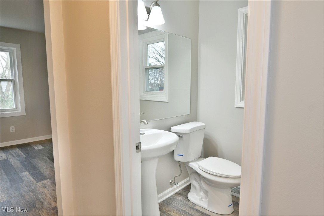 2474 Johnnycake Road, Warren, Ohio image 13