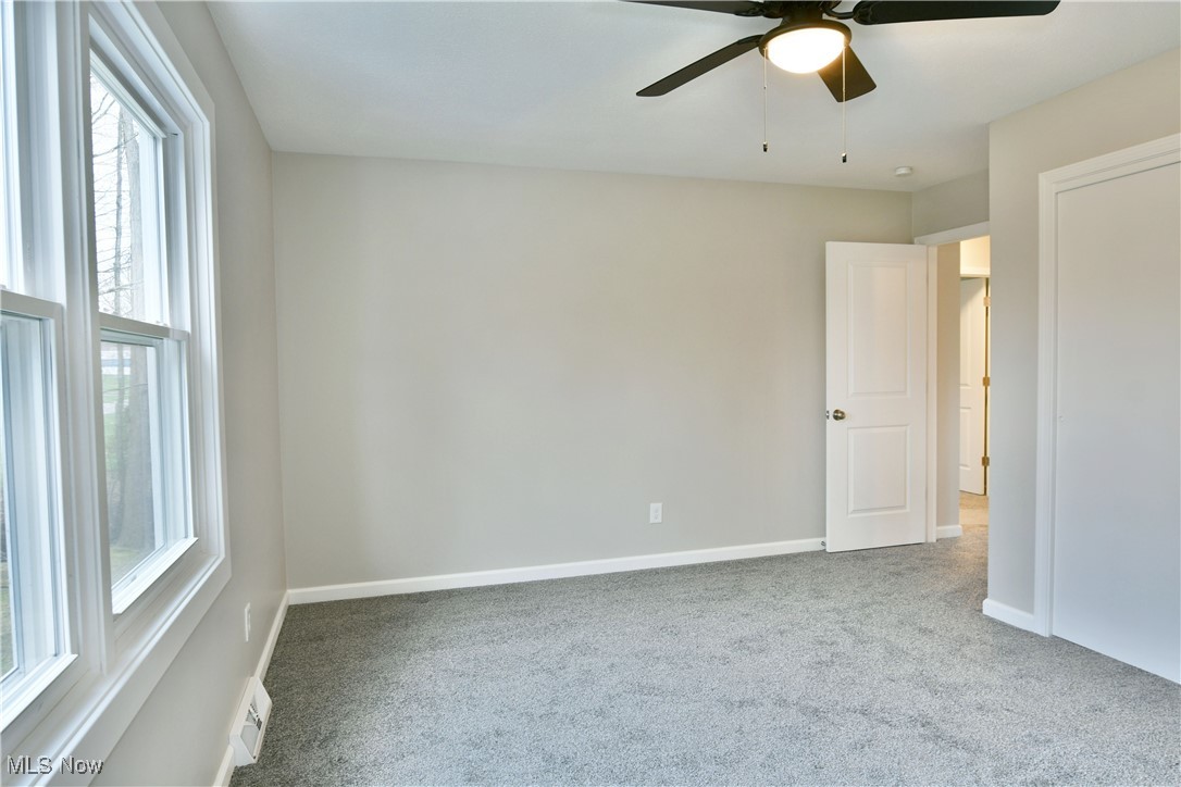 2474 Johnnycake Road, Warren, Ohio image 34