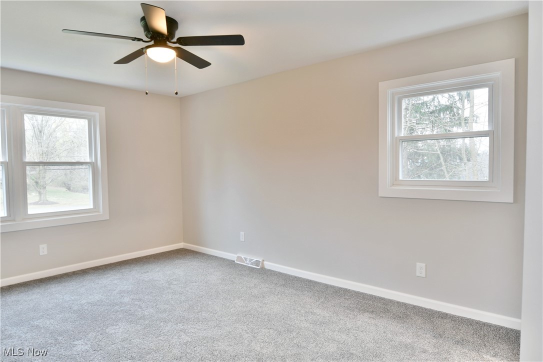 2474 Johnnycake Road, Warren, Ohio image 24