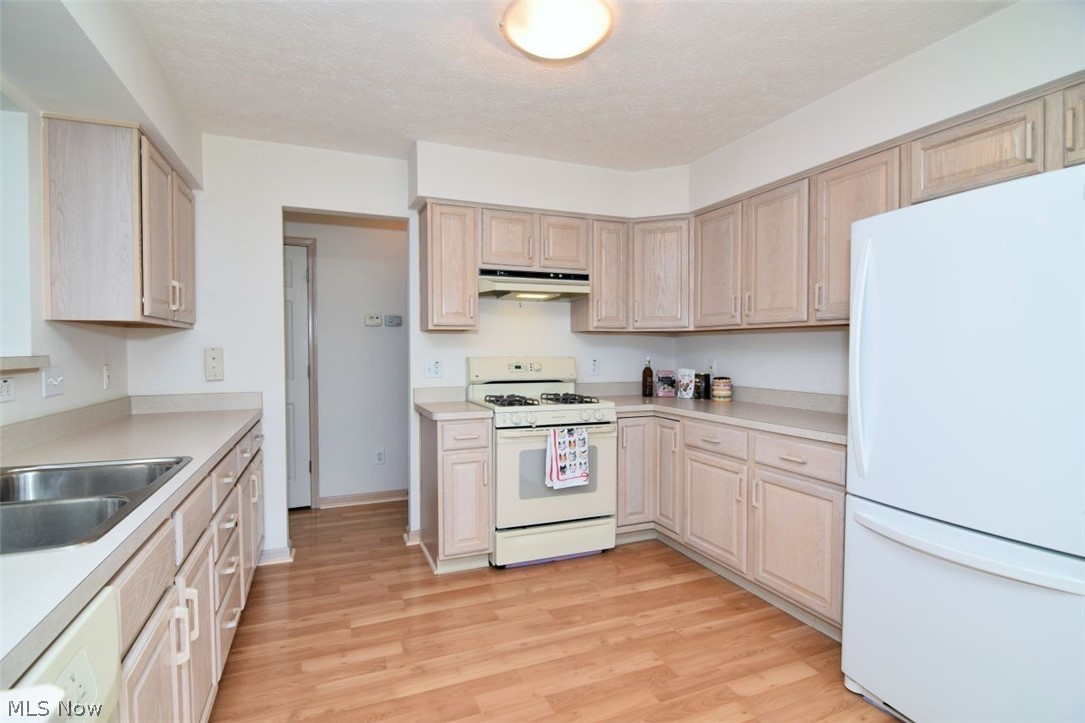 Cinnamon Woods South Condos - Residential