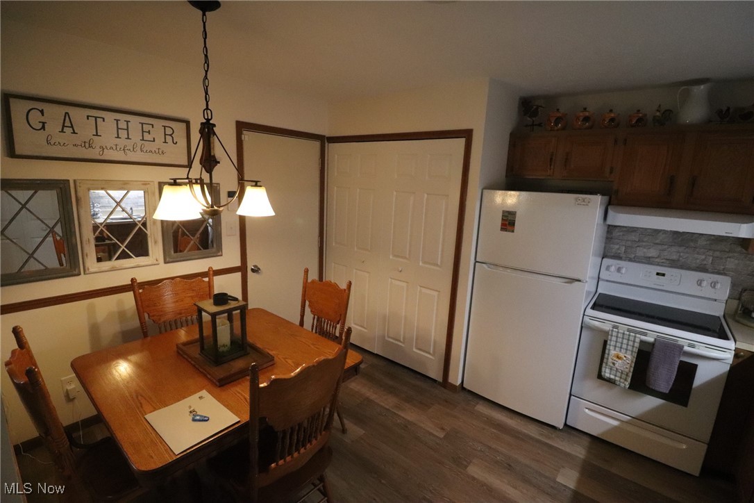 Seville Vill Condo - Residential