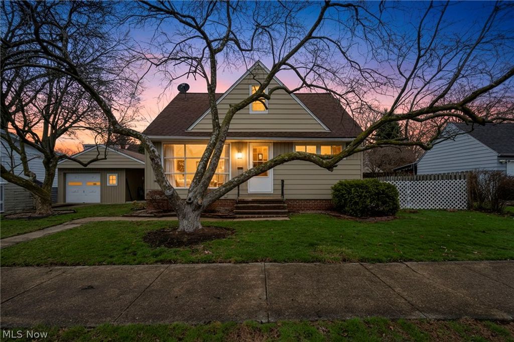 Photo of 85 E 205th Street, Euclid, OH 44123 (MLS # 5196135)