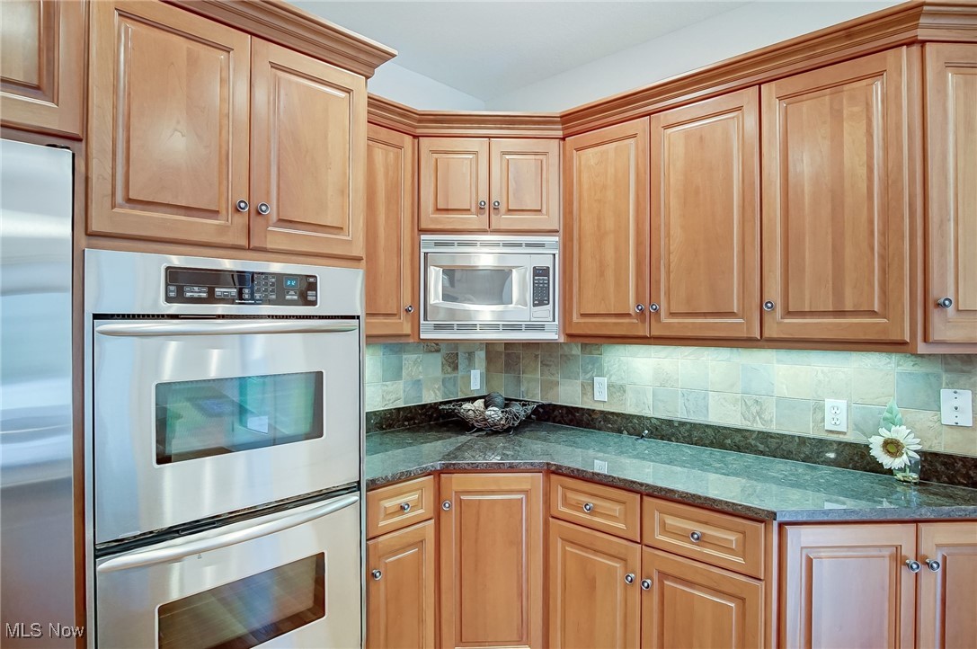 3600 Chapelton Court, Richfield, Ohio image 9
