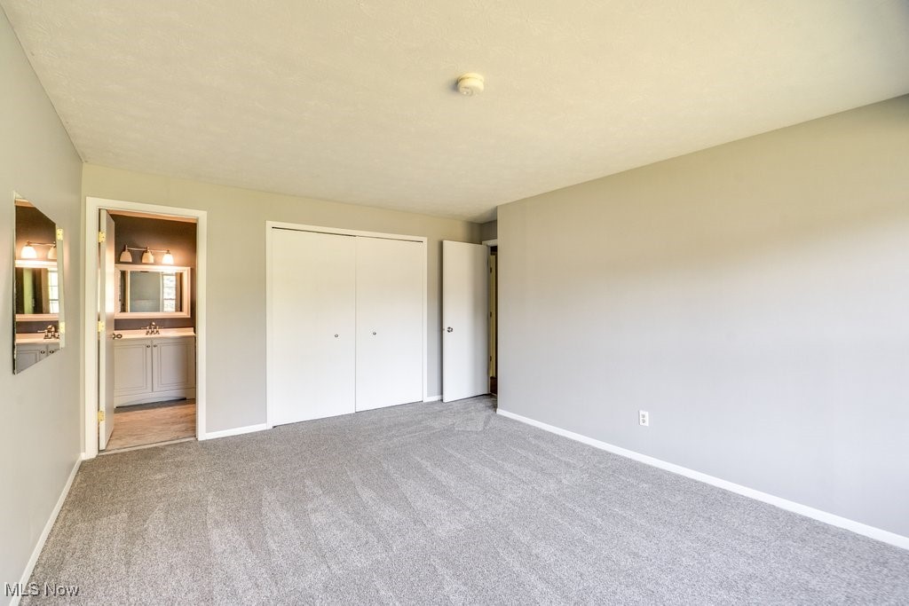 Raintree Condo - Residential