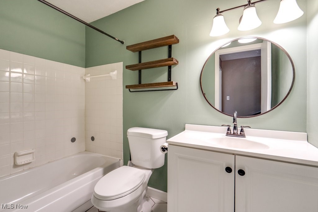 Raintree Condo - Residential