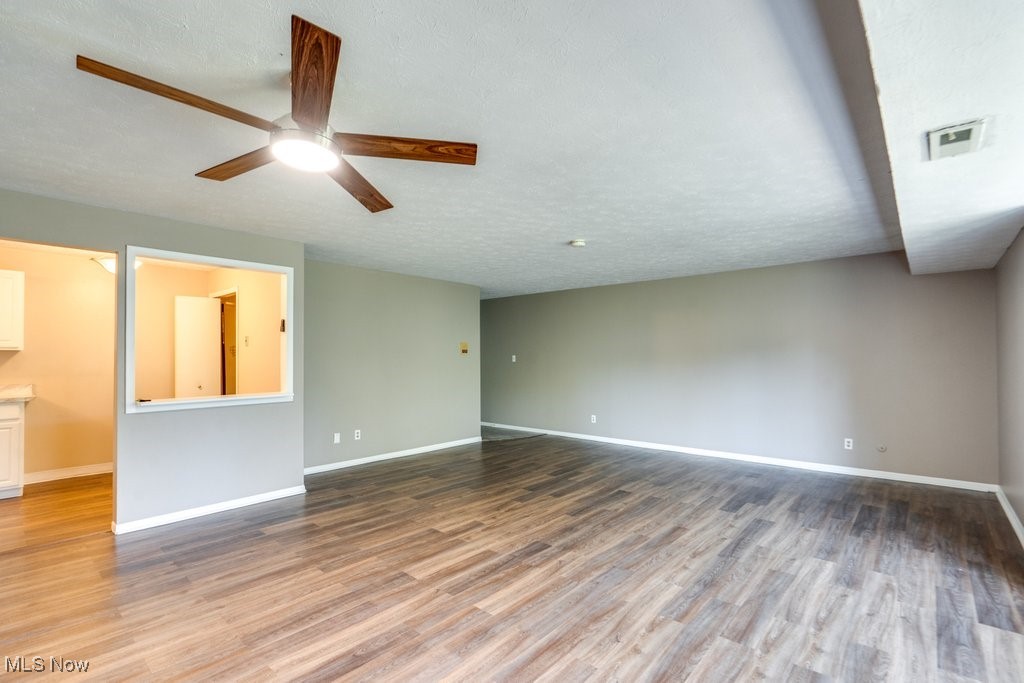 Raintree Condo - Residential