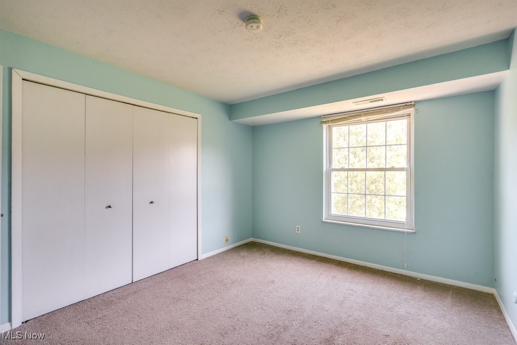Raintree Condo - Residential