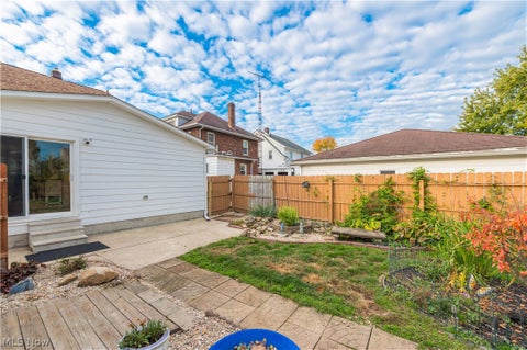Tiny photo for 1134 W 29th Street, Lorain, OH 44052 (MLS # 5256818)
