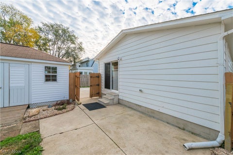 Tiny photo for 1134 W 29th Street, Lorain, OH 44052 (MLS # 5256818)