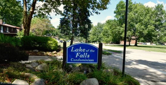 26724 Lake Of The Falls