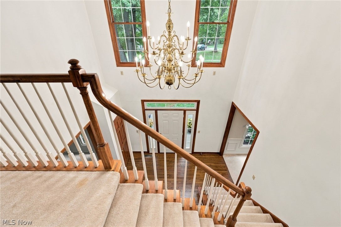 767 Sunridge Road