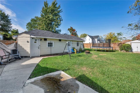 Tiny photo for 500 W 21st Street, Lorain, OH 44052 (MLS # 5249869)